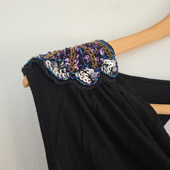 Forever 21 Black Scoop Neck Tank Top with Embellished Shoulders - Small - Picture 6 of 10